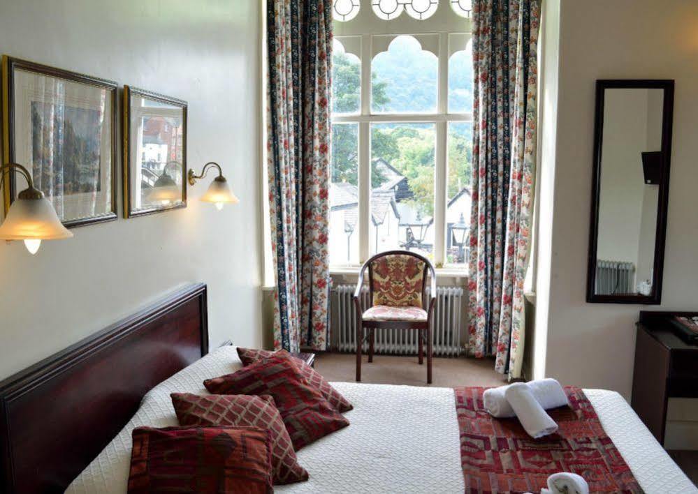 The Royal Hotel Llangollen Dış mekan fotoğraf