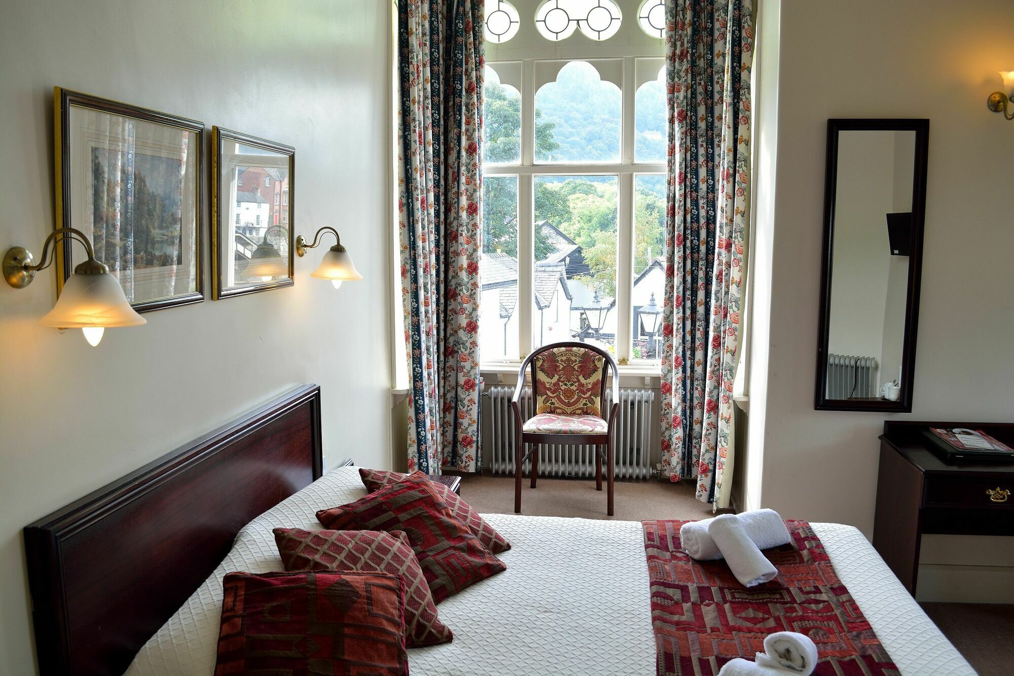 The Royal Hotel Llangollen Dış mekan fotoğraf